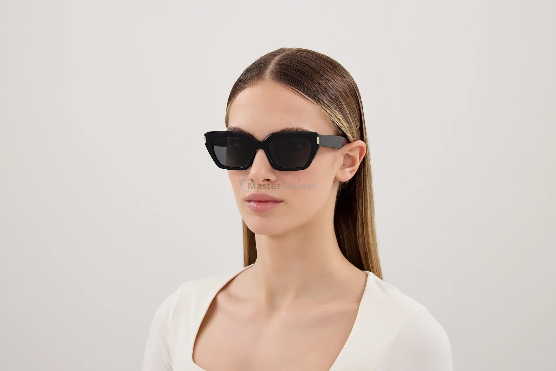 Солнцезащитные очки Saint Laurent SL 826 PAGE-001 55