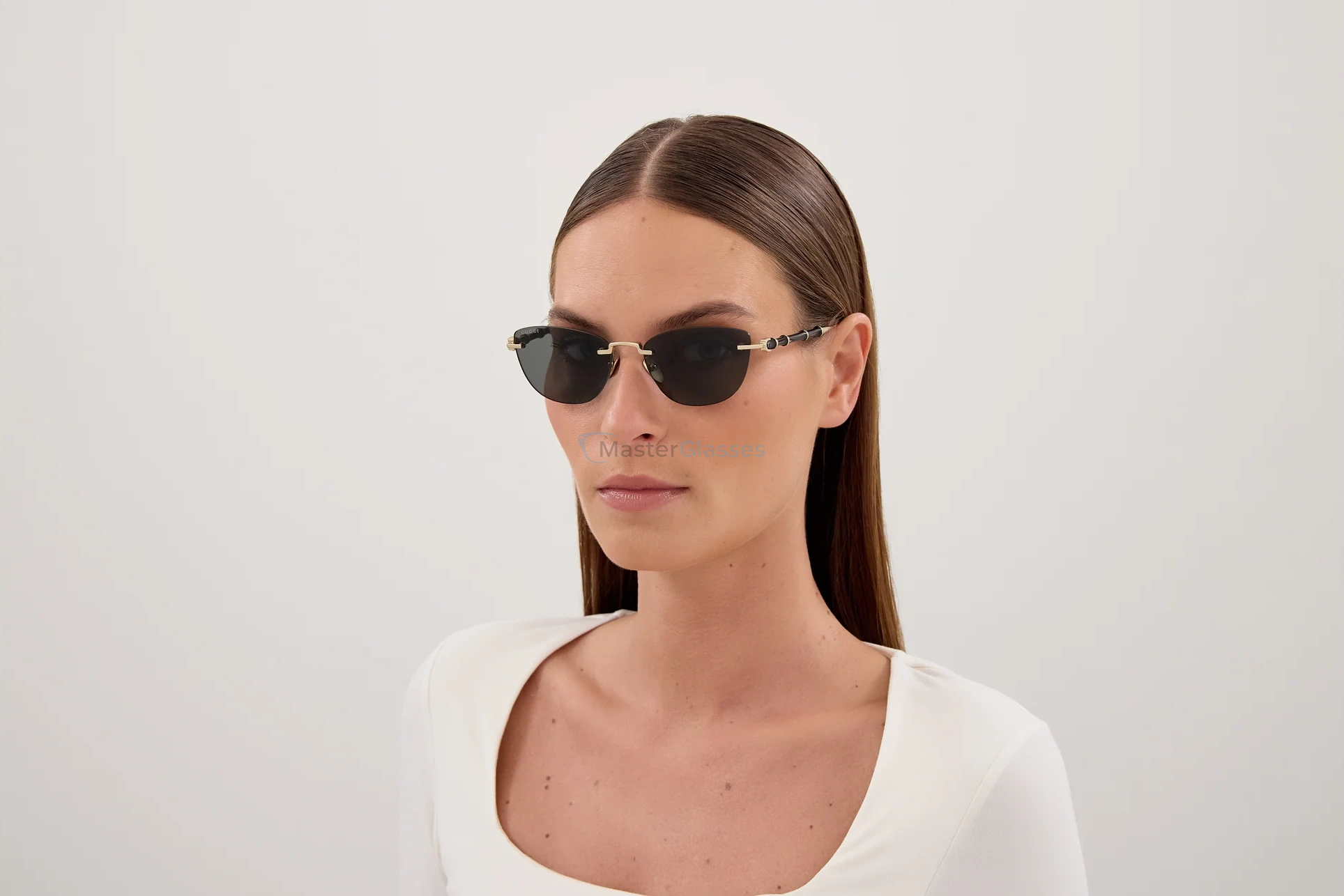 Солнцезащитные очки Gucci GG2063S-002