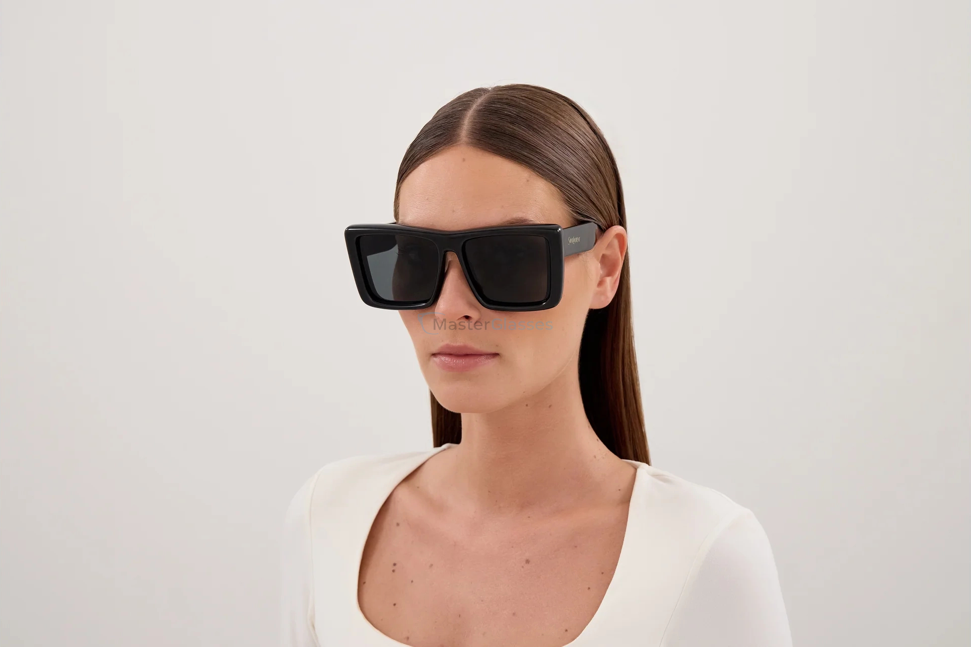 Солнцезащитные очки Saint Laurent SL 900 HOWL-001 61