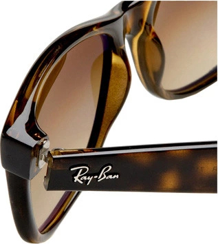 Солнцезащитные очки Ray-Ban New Wayfarer Classic RB2132 710