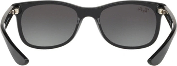 Детские солнцезащитные очки Ray-Ban New Wayfarer Junior RJ9052S 100/11