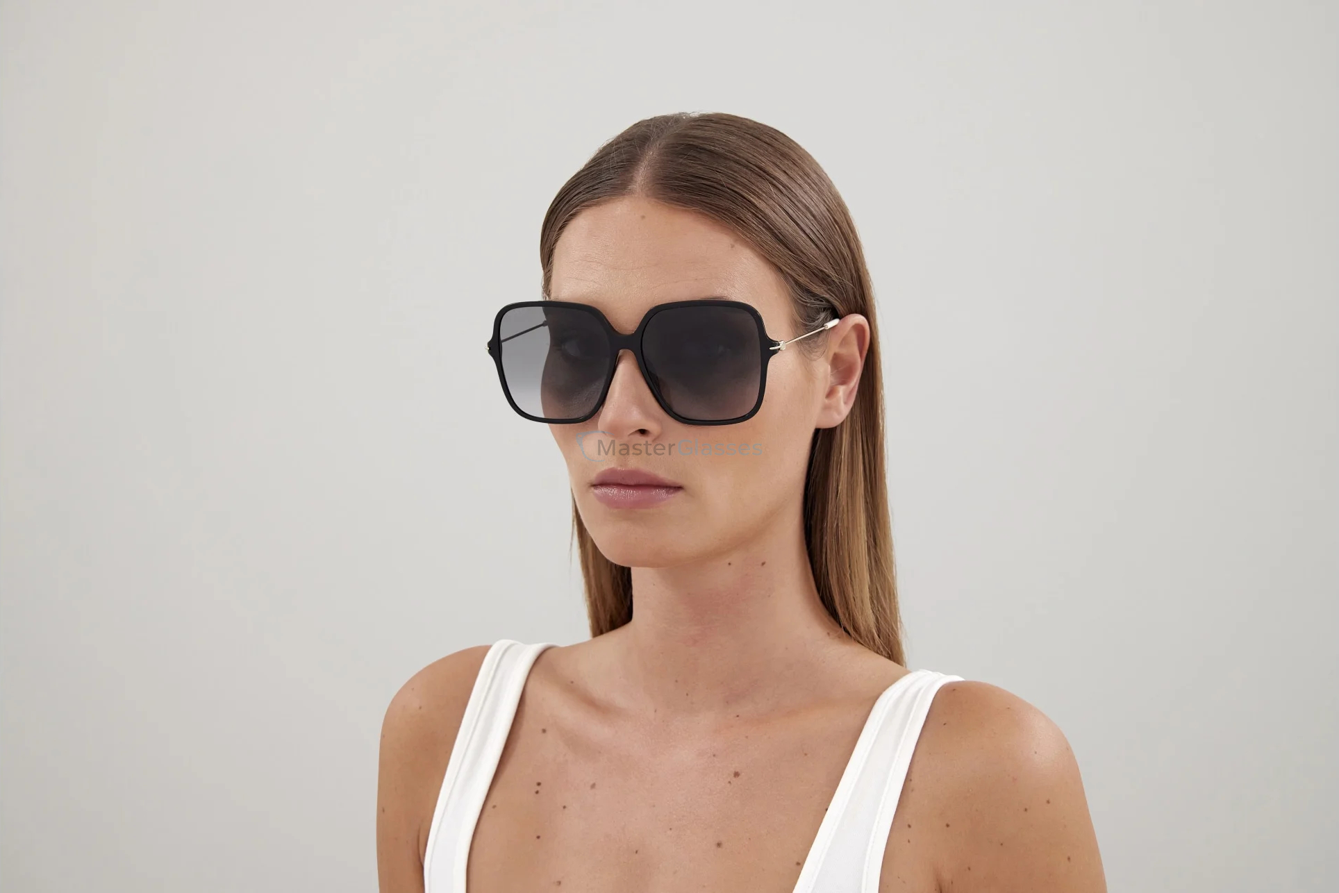 Солнцезащитные очки Gucci GG1267S-001 60